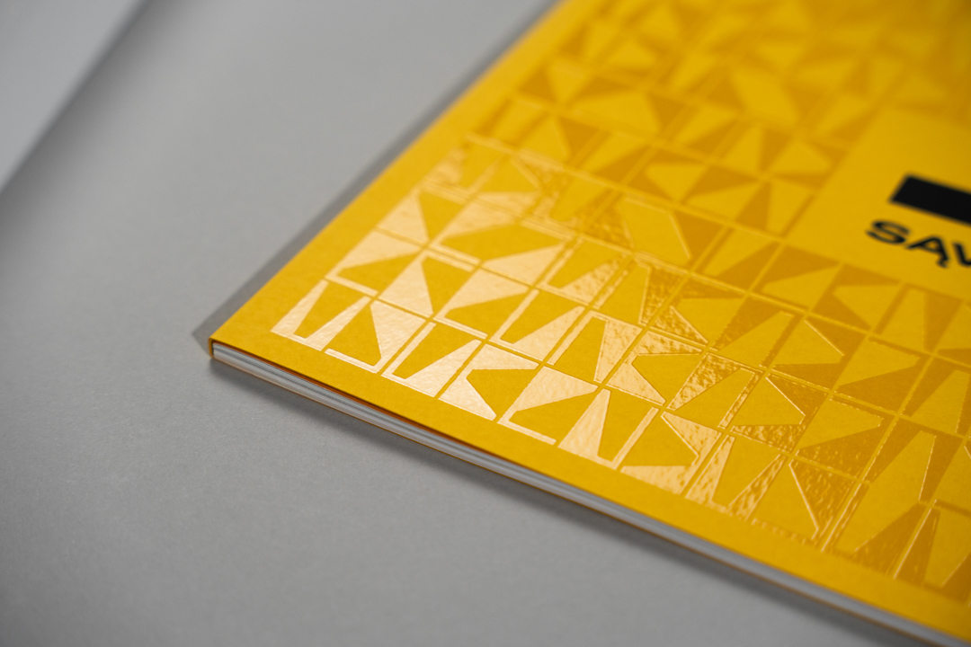 UV varnish